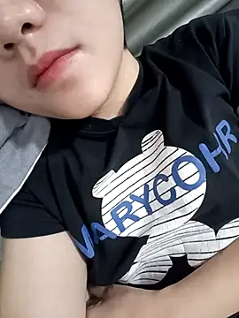  Attractivegirl33 online show from 09.28.25