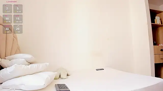 rose scottt online show from 09.13.25