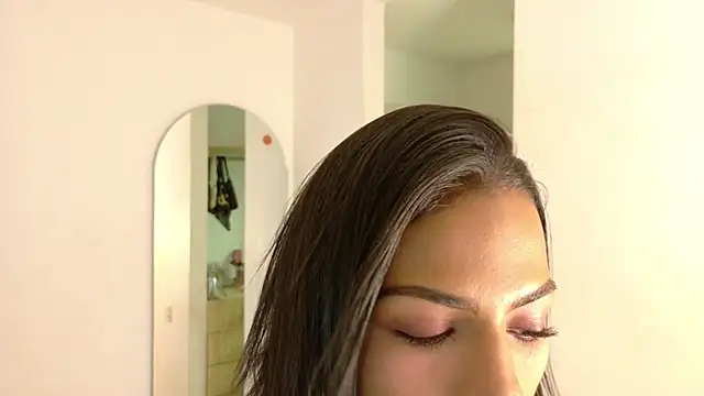 Snapshot of rose_scottt chatting on 07.19.26 rose scottt online show from 07.19.26
