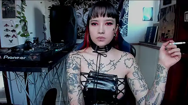 Demongirl6666 online show from 02.14.25