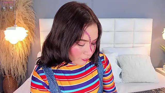 HannaKarson online show from 10.31.25