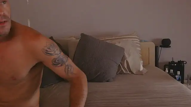 FrankieKentucky online show from 10.01.25