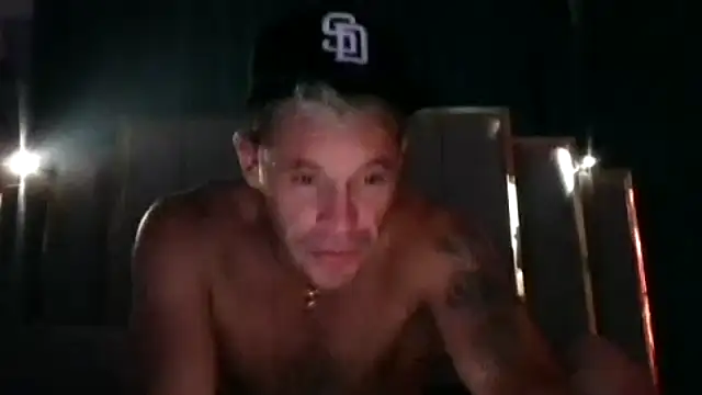 Snapshot of FrankieKentucky chatting on 07.30.26 FrankieKentucky online show from 07.30.26