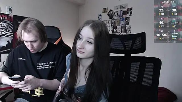 Snapshot of camcoupbang chatting on 02.22.25 camcoupbang online show from 02.22.25