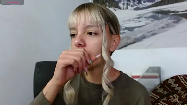 Snapshot of peyton_golden1 chatting on 02.05.26 peyton golden1 online show from 02.05.26