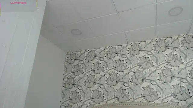 Snapshot of peyton_golden1 chatting on 02.06.26 peyton golden1 online show from 02.06.26