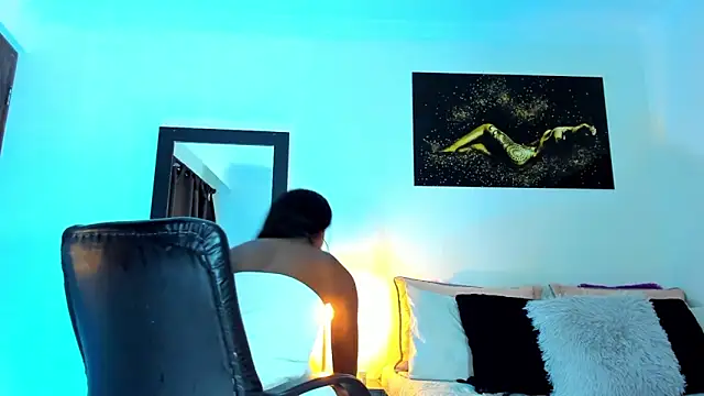 KimberlyBanks2 online show from 10.29.25