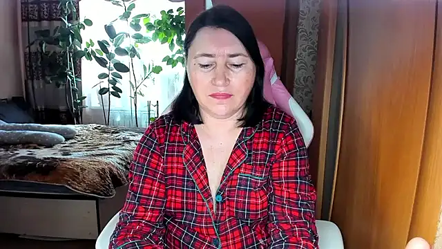 Snapshot of Tatyana51 chatting on 04.22.26 Tatyana51 online show from 04.22.26