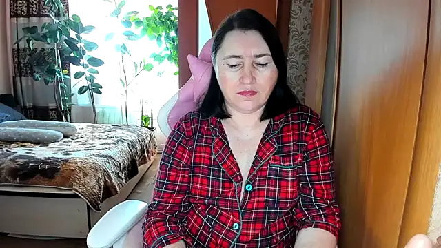 Snapshot of Tatyana51 chatting on 04.27.26 Tatyana51 online show from 04.27.26