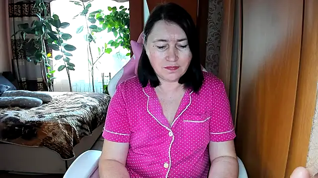 Snapshot of Tatyana51 chatting on 04.28.26 Tatyana51 online show from 04.28.26