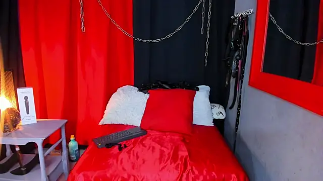 AvaLusty online show from 09.29.25