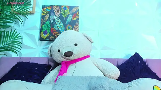 Briyit Doll online show from 09.09.25