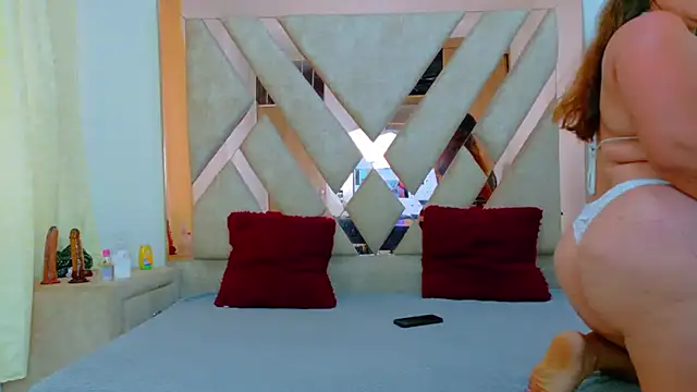 LeidyJones online show from 03.18.25