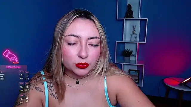 Snapshot of miaawild chatting on 12.05.24 miaawild online show from 12.05.24