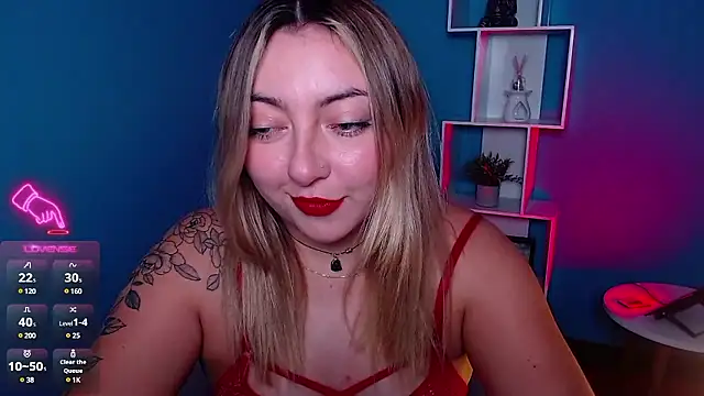 Snapshot of miaawild chatting on 12.07.24 miaawild online show from 12.07.24