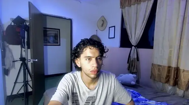 sweet tippot online show from 03.15.25