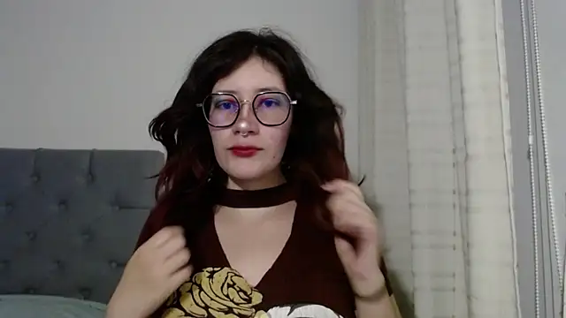 mariana124- online show from 02.04.25