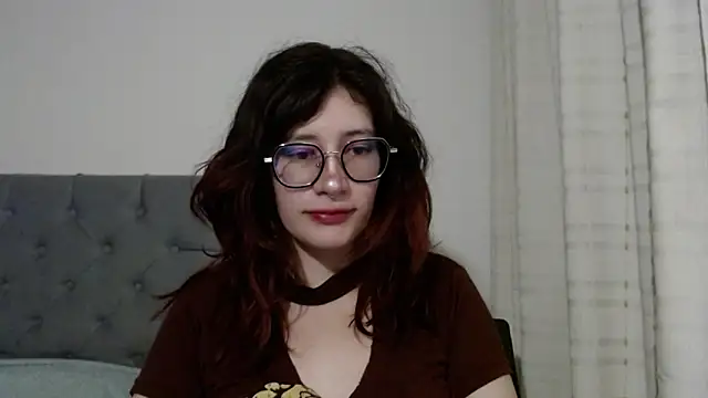 mariana124- online show from 02.04.25