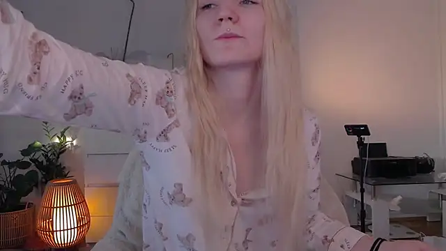 Snapshot of ginger_vi chatting on 02.09.25 ginger vi online show from 02.09.25