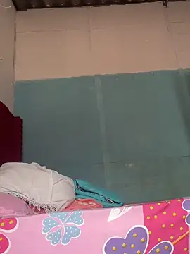 julian670 online show from 04.18.26