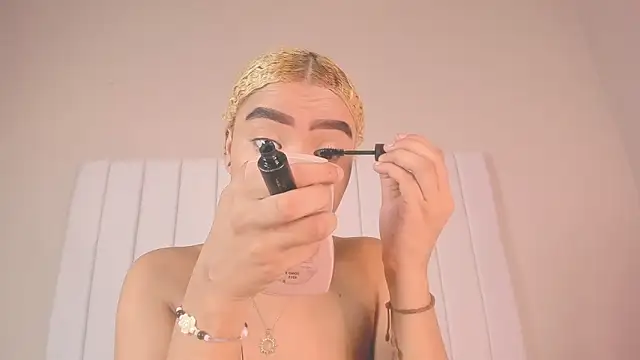 julieta flower online show from 02.21.25