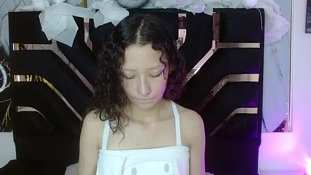 abbycutecs online show from 10.31.25