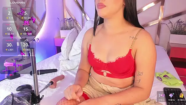 Maya Bluee online show from 01.25.25