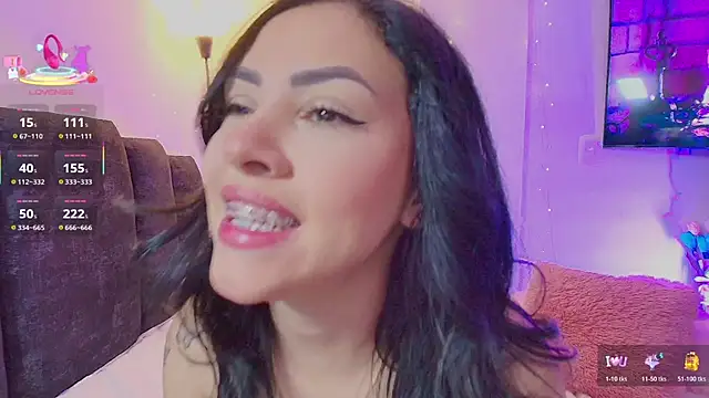 Snapshot of Maya_Bluee chatting on 04.26.26 Maya Bluee online show from 04.26.26