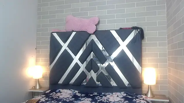 AndreaGil  online show from 02.04.25