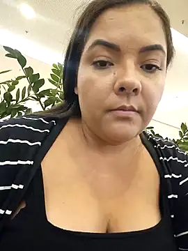 Snapshot of NayraLima0309 chatting on 12.26.24 NayraLima0309 online show from 12.26.24