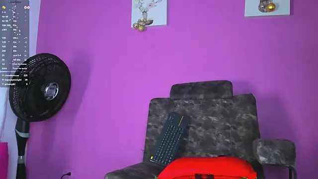 jade brunnette online show from 02.03.25