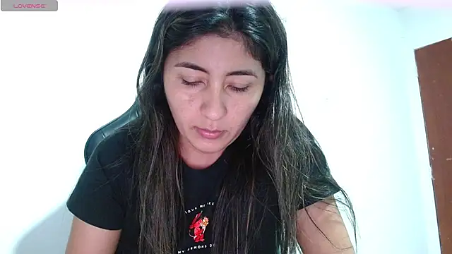 Snapshot of danna_peterson1 chatting on 06.28.26 danna peterson1 online show from 06.28.26