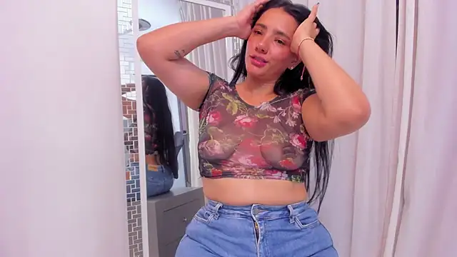 Snapshot of DashaFoxxx chatting on 01.11.25 DashaFoxxx online show from 01.11.25