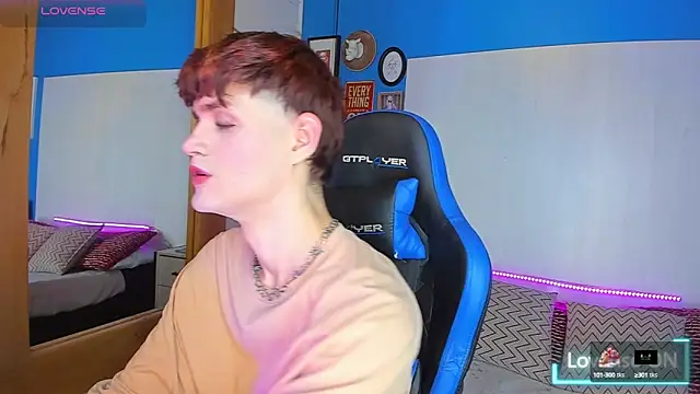 VladHellsing4 online show from 02.07.25