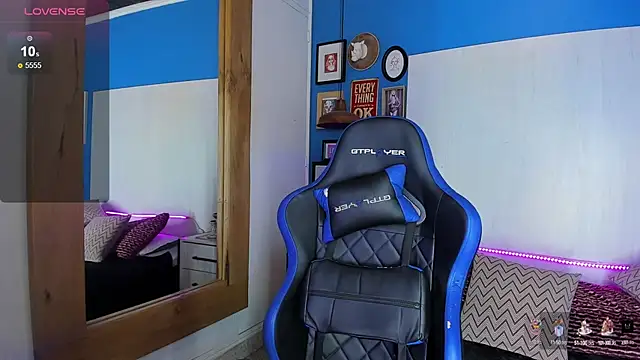 VladHellsing4 online show from 03.08.25