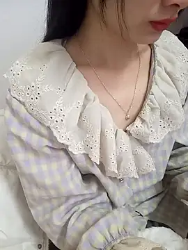 Snapshot of Lovely_kute chatting on 02.22.25 Lovely kute online show from 02.22.25