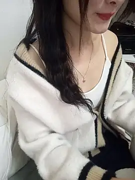 Snapshot of Lovely_kute chatting on 02.25.25 Lovely kute online show from 02.25.25