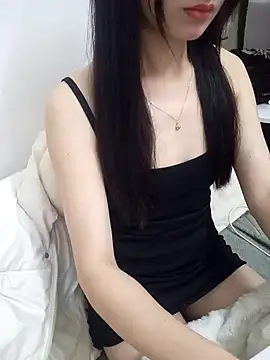 Snapshot of Lovely_kute chatting on 03.10.25 Lovely kute online show from 03.10.25