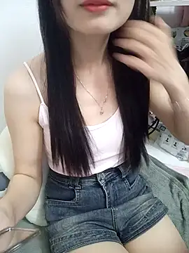Snapshot of Lovely_kute chatting on 03.16.25 Lovely kute online show from 03.16.25