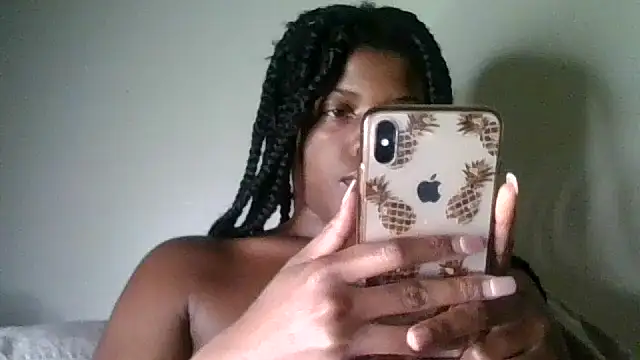 Snapshot of CaramelGoddessxoxo chatting on 07.25.26 CaramelGoddessxoxo online show from 07.25.26
