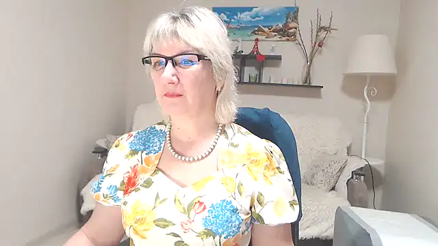 FleurMays online show from 02.25.25