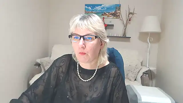 FleurMays online show from 02.26.25