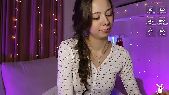 Goldy Grace  online show from 01.14.25