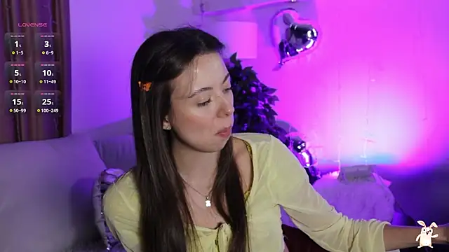 Goldy Grace  online show from 02.21.25