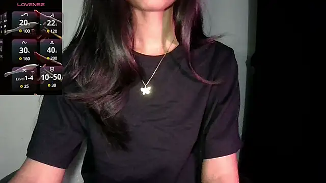 Snapshot of glowybekwa chatting on 03.02.25 glowybekwa online show from 03.02.25