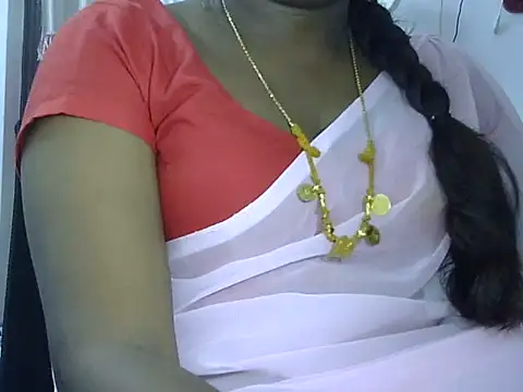 Snapshot of Hot_akshara chatting on 09.26.25 Hot akshara online show from 09.26.25