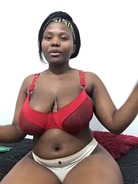 Snapshot of SexyAngeliqua chatting on 03.22.25 SexyAngeliqua online show from 03.22.25