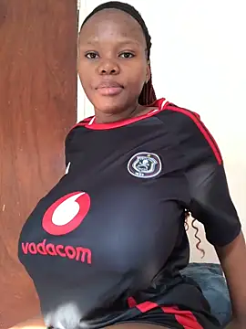 Snapshot of SexyAngeliqua chatting on 09.10.25 SexyAngeliqua online show from 09.10.25