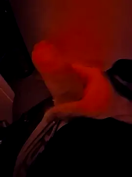 Snapshot of alpha_hard chatting on 10.05.25 alpha hard online show from 10.05.25