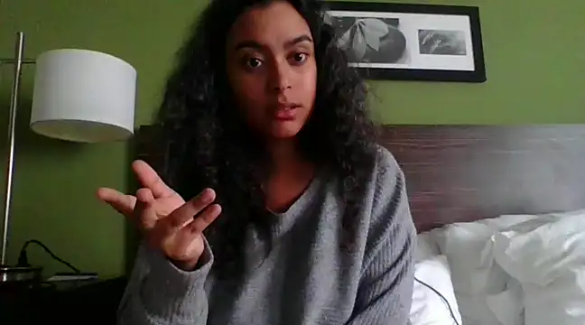 cinnaminnie online show from 01.06.25